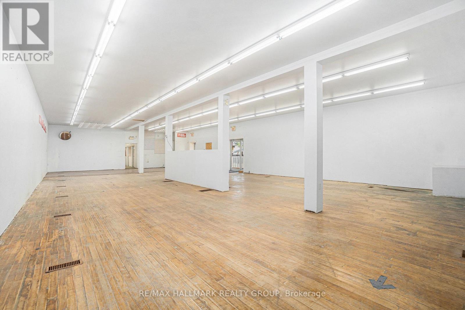 33 King Street, North Dundas, Ontario  K0C 1H0 - Photo 20 - X12388917