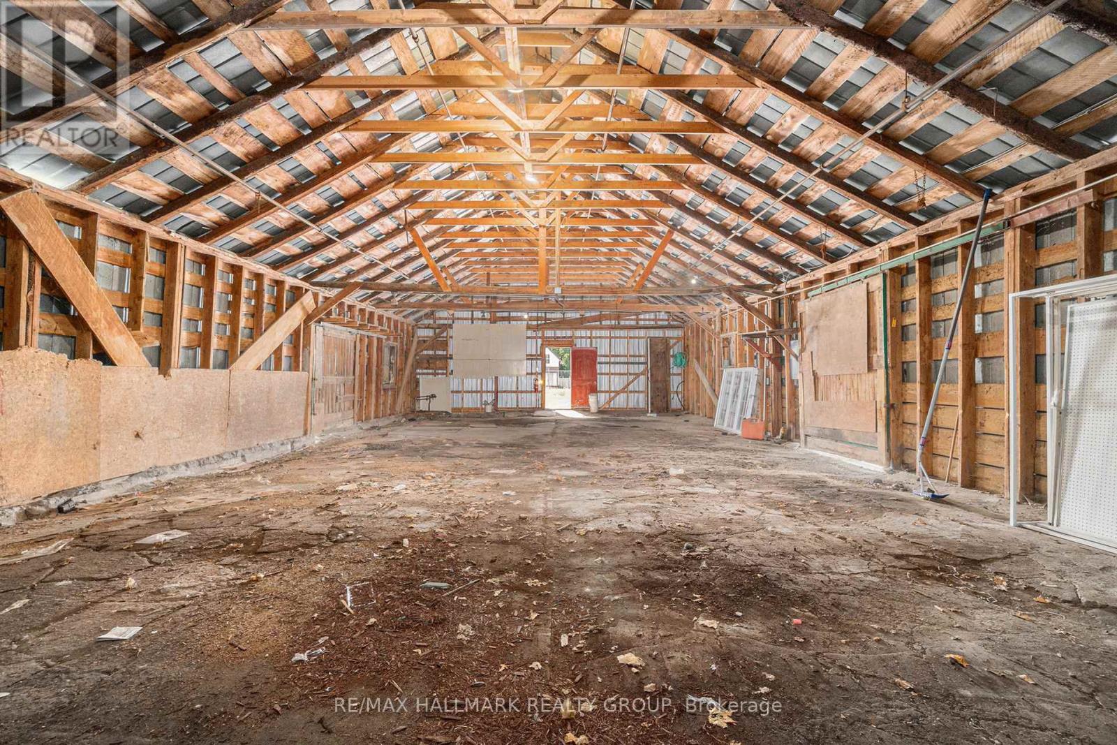 33 King Street, North Dundas, Ontario  K0C 1H0 - Photo 28 - X12388917