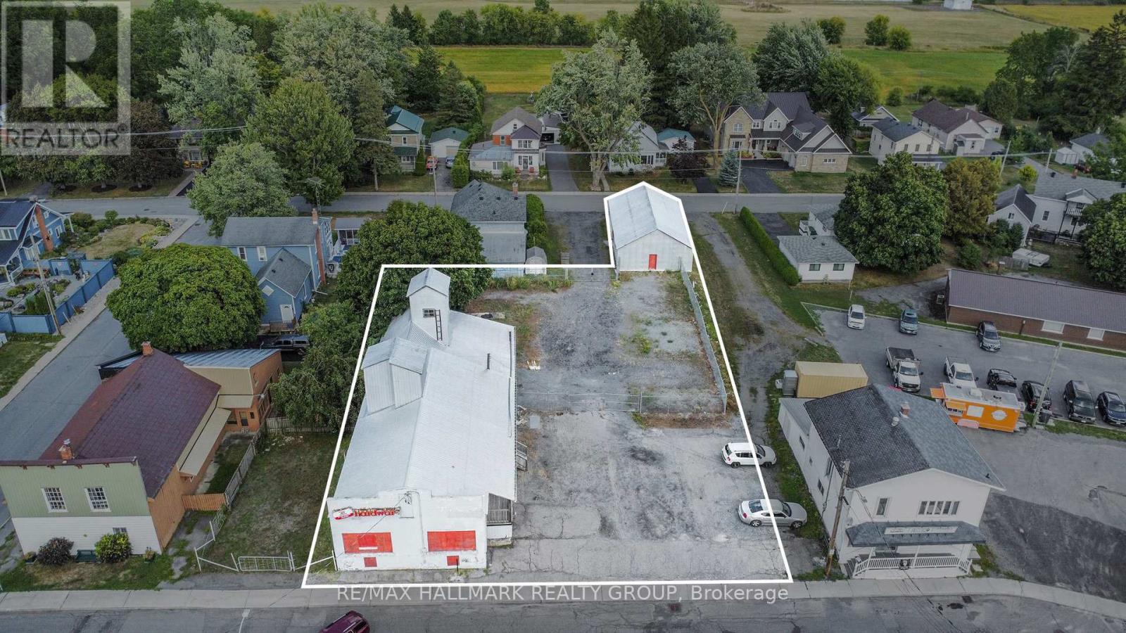 33 King Street, North Dundas, Ontario  K0C 1H0 - Photo 3 - X12388917