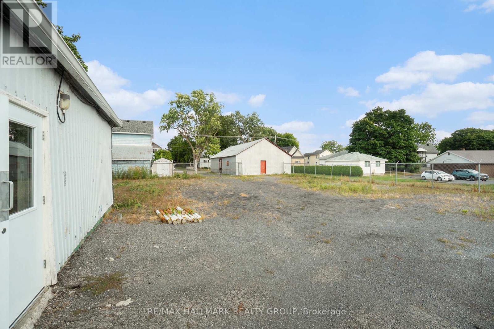 33 King Street, North Dundas, Ontario  K0C 1H0 - Photo 32 - X12388917
