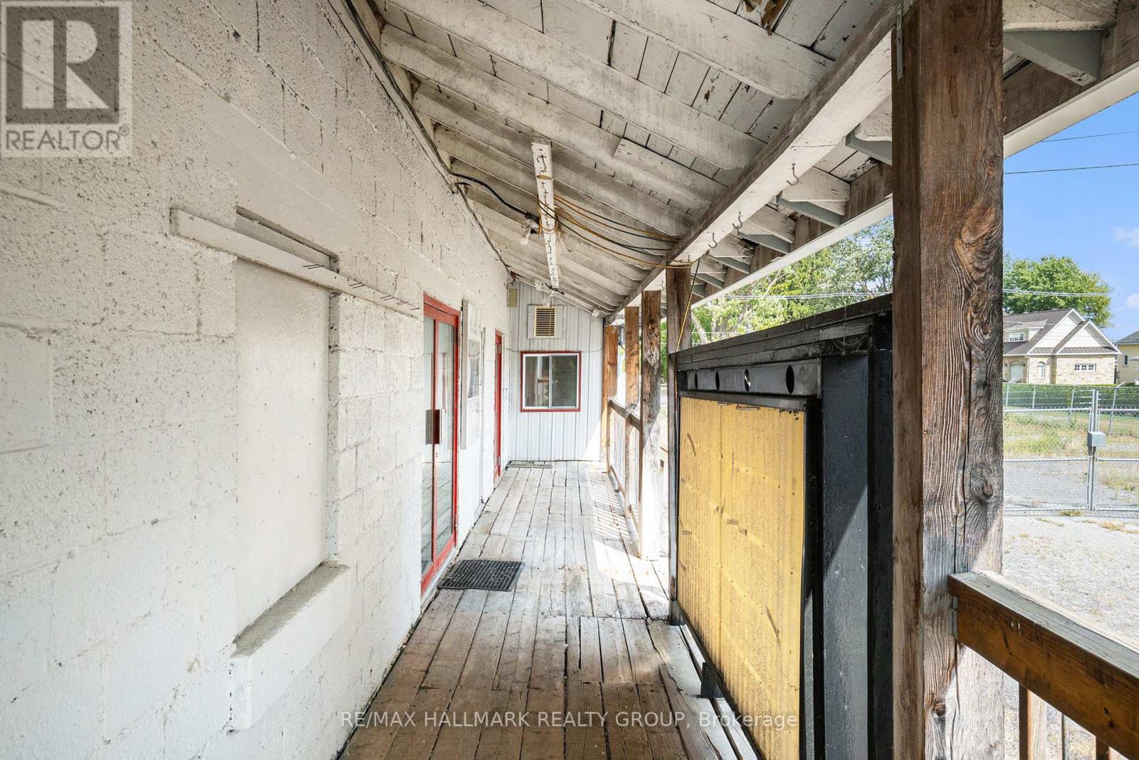 33 King Street, North Dundas, Ontario  K0C 1H0 - Photo 7 - X12388917