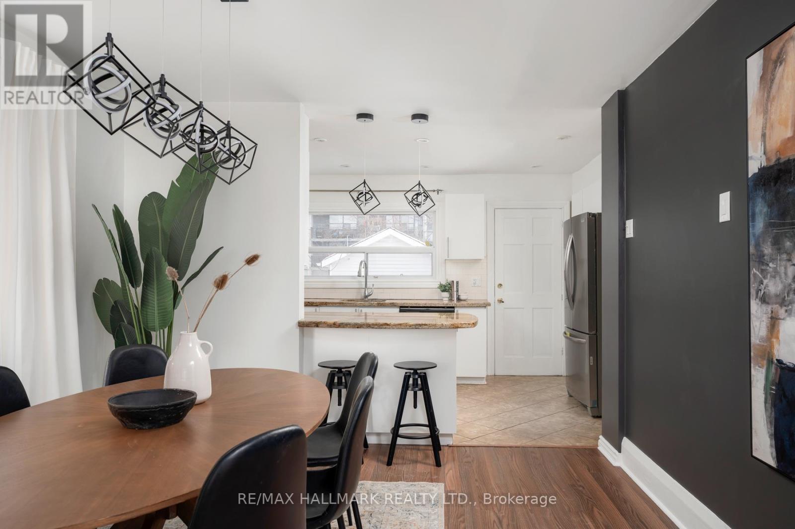 43 Torrens Avenue, Toronto, Ontario  M4K 2H9 - Photo 15 - E12388735