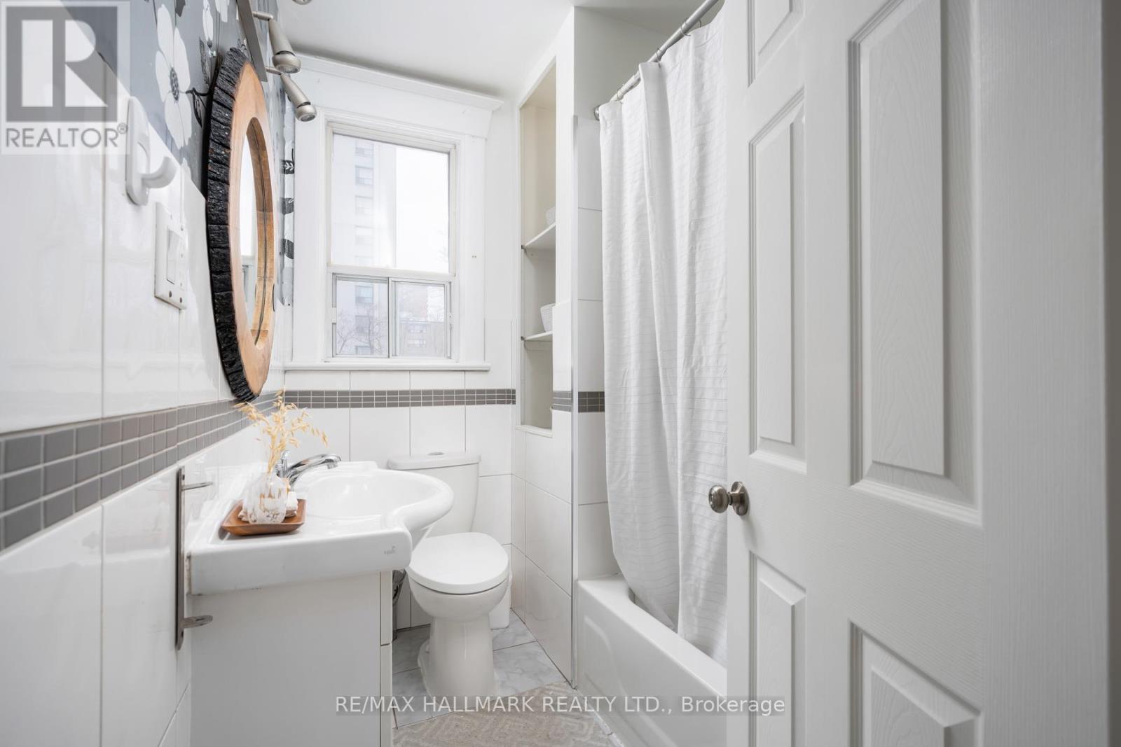 43 Torrens Avenue, Toronto, Ontario  M4K 2H9 - Photo 22 - E12388735