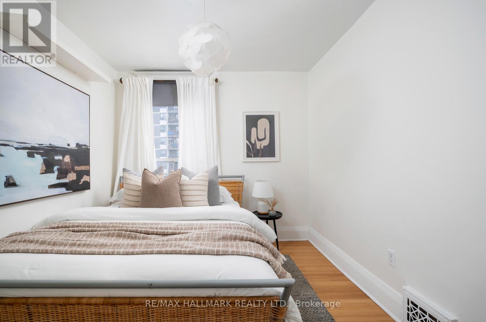 43 Torrens Avenue, Toronto, Ontario  M4K 2H9 - Photo 23 - E12388735