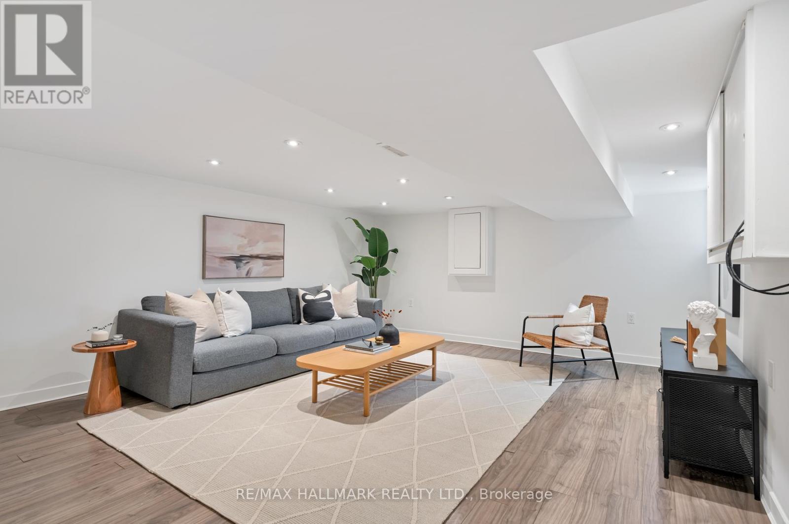 43 Torrens Avenue, Toronto, Ontario  M4K 2H9 - Photo 36 - E12388735