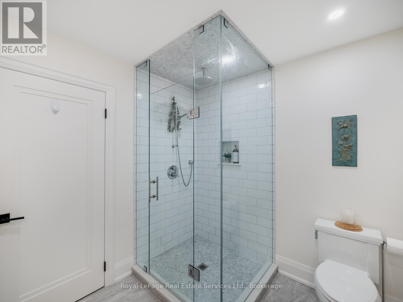 74 West Street, Oakville, Ontario  L6L 2Y7 - Photo 36 - W12388925