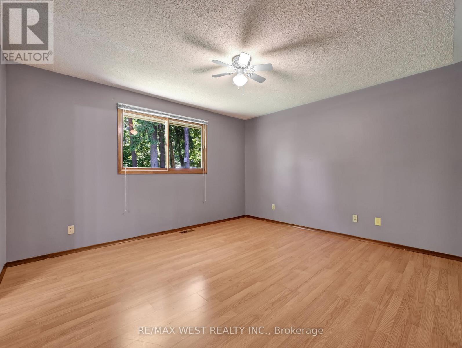 11 Glenda Street, Norfolk, Ontario  N3Y 4T3 - Photo 5 - X12298810