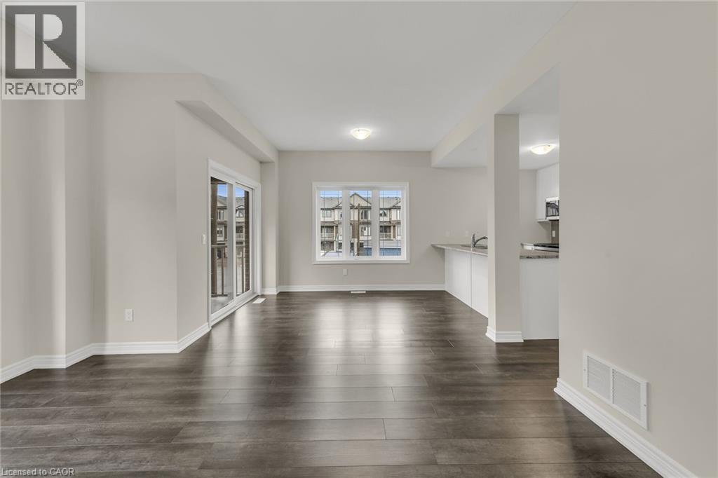 19 Picardy Drive Unit# 32, Stoney Creek, Ontario  L8J 0M7 - Photo 15 - 40767423