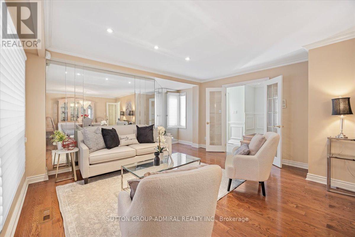 193 Glenmanor Way, Vaughan, Ontario  L4J 3A3 - Photo 11 - N12388800