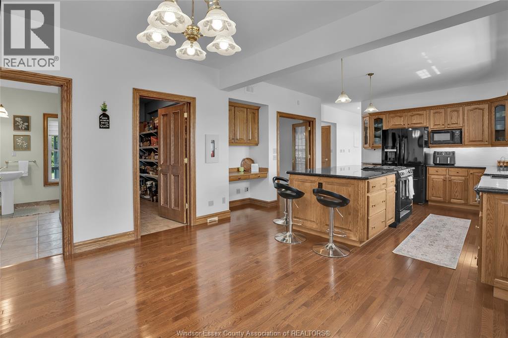 3705 Concession 3 Rd N, Amherstburg, Ontario  N9V 2Y9 - Photo 22 - 25022717