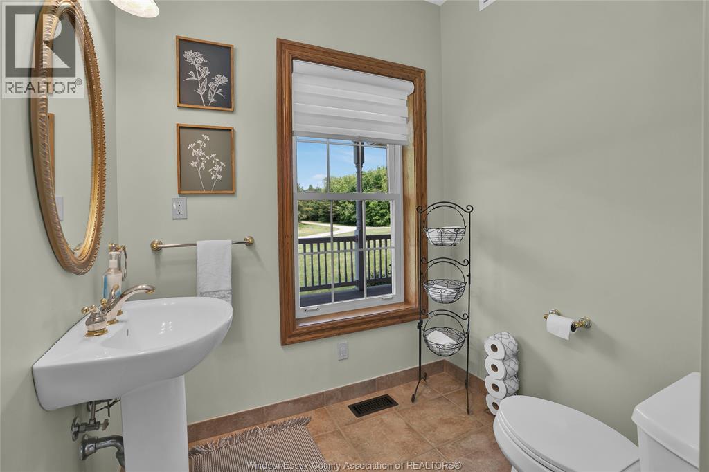 3705 Concession 3 Rd N, Amherstburg, Ontario  N9V 2Y9 - Photo 25 - 25022717