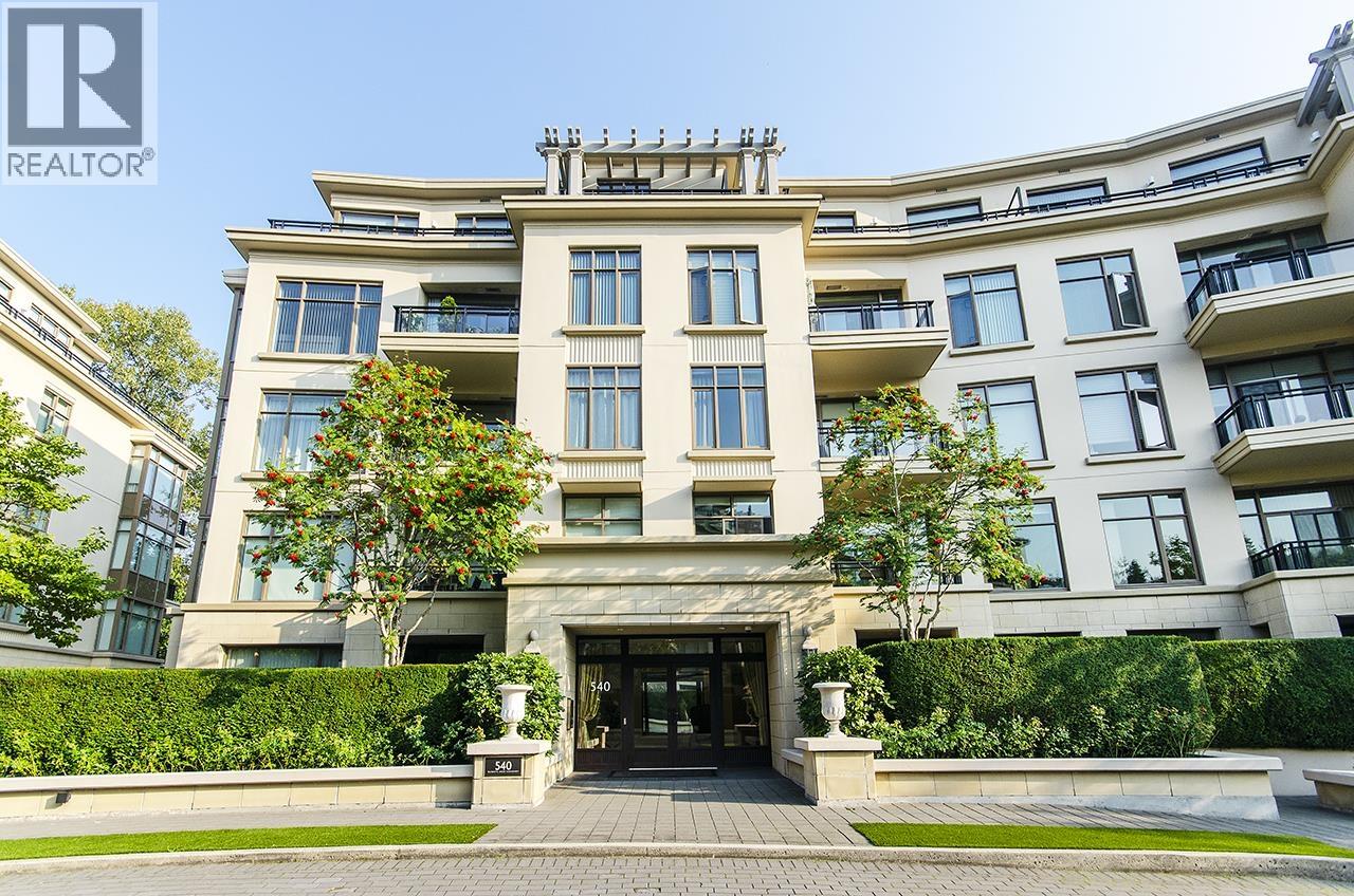 103 540 WATERS EDGE CRESCENT, West Vancouver, British Columbia