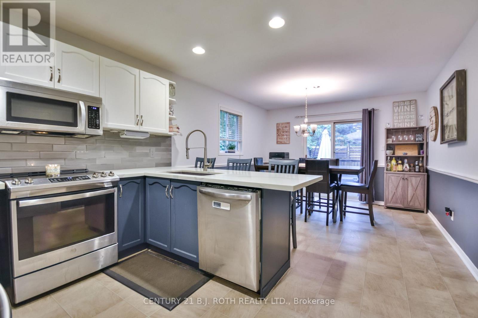 56 Monique Crescent, Barrie, Ontario  L4M 6Y4 - Photo 14 - S12388783