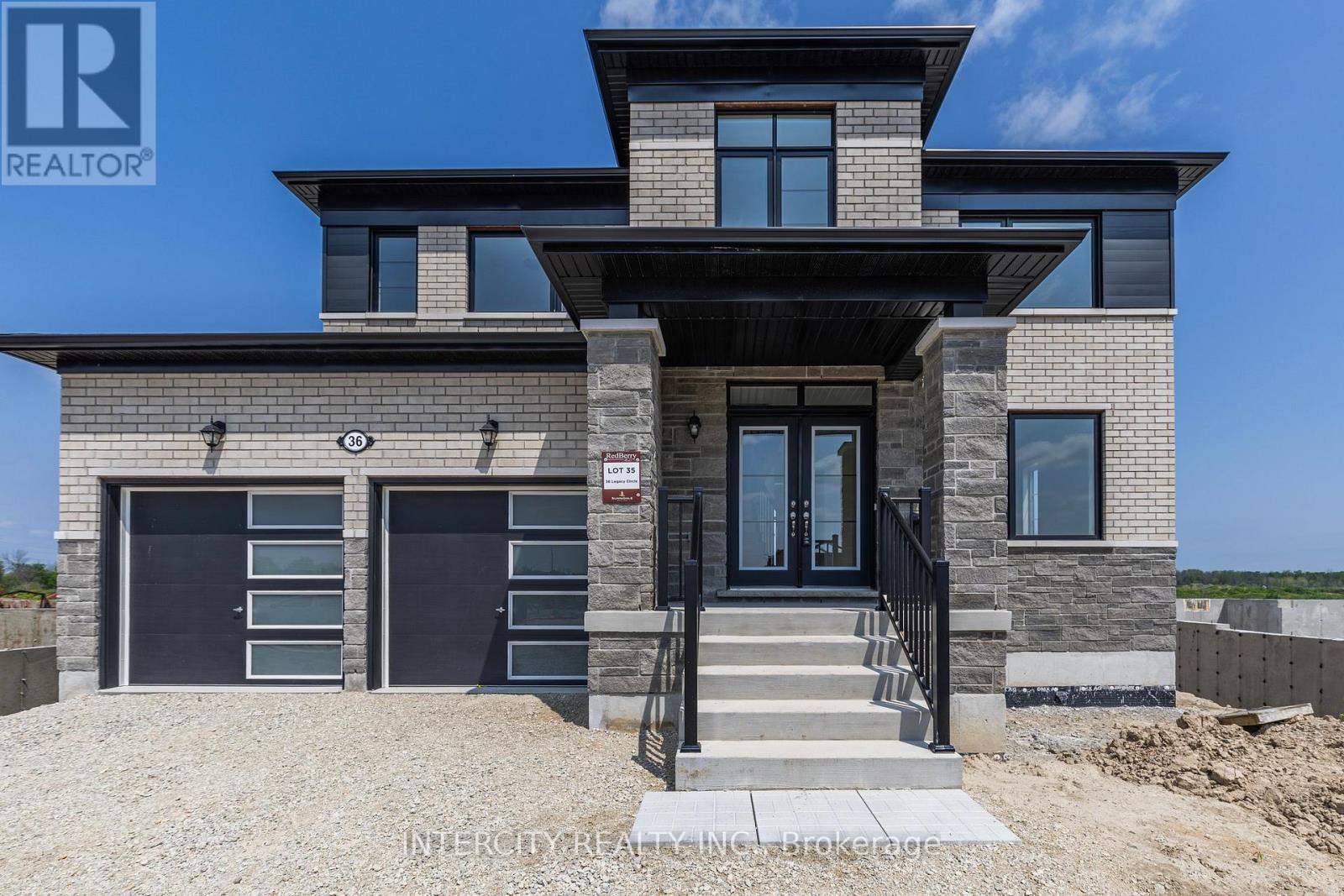 36 Legacy Circle, Wasaga Beach, Ontario  L9Z 0M5 - Photo 2 - S12388892