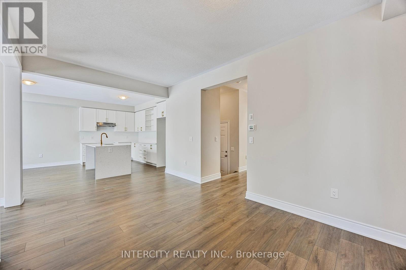 78 Season Crescent, Wasaga Beach, Ontario  L9Z 0M5 - Photo 17 - S12388901