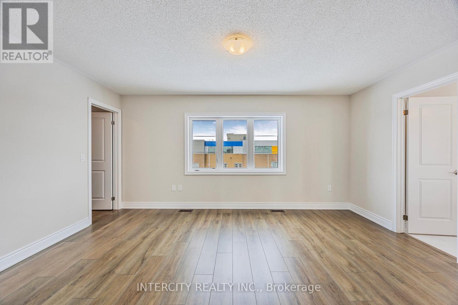 78 Season Crescent, Wasaga Beach, Ontario  L9Z 0M5 - Photo 38 - S12388901