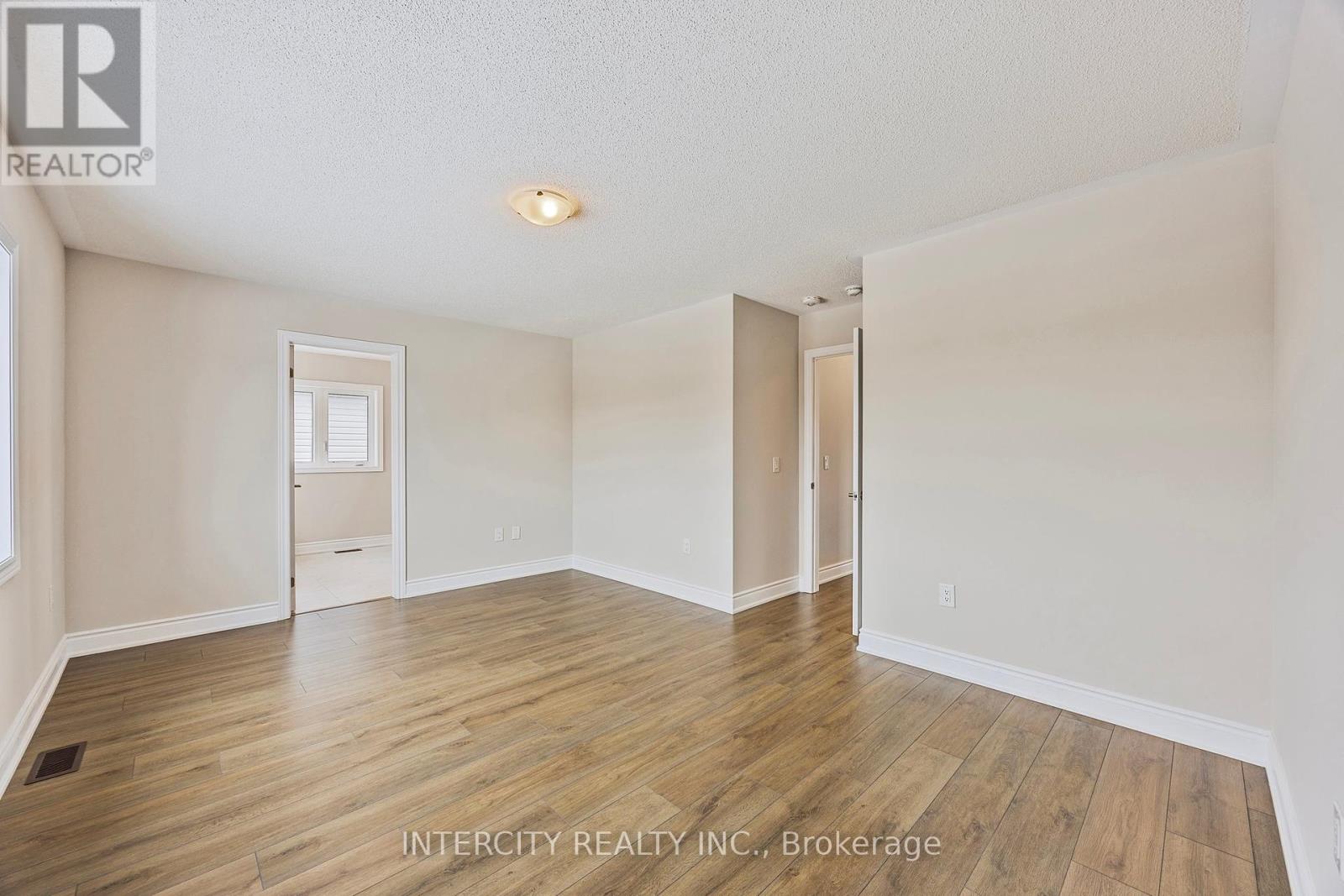 78 Season Crescent, Wasaga Beach, Ontario  L9Z 0M5 - Photo 39 - S12388901