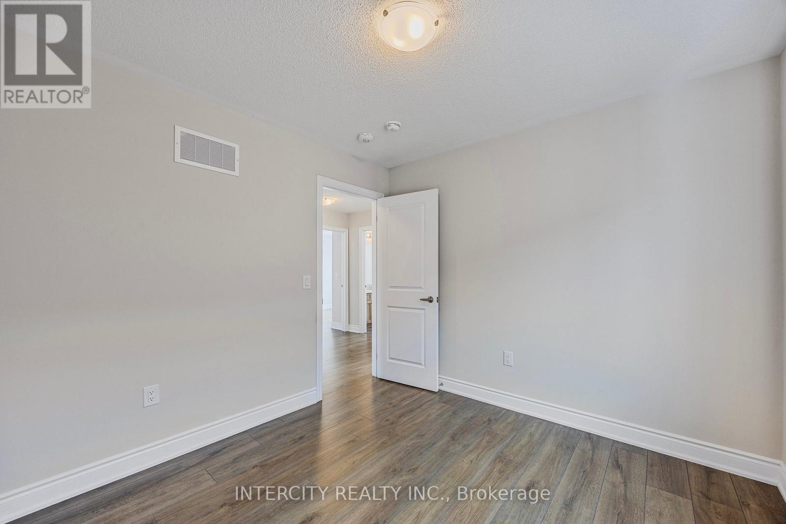 78 Season Crescent, Wasaga Beach, Ontario  L9Z 0M5 - Photo 43 - S12388901