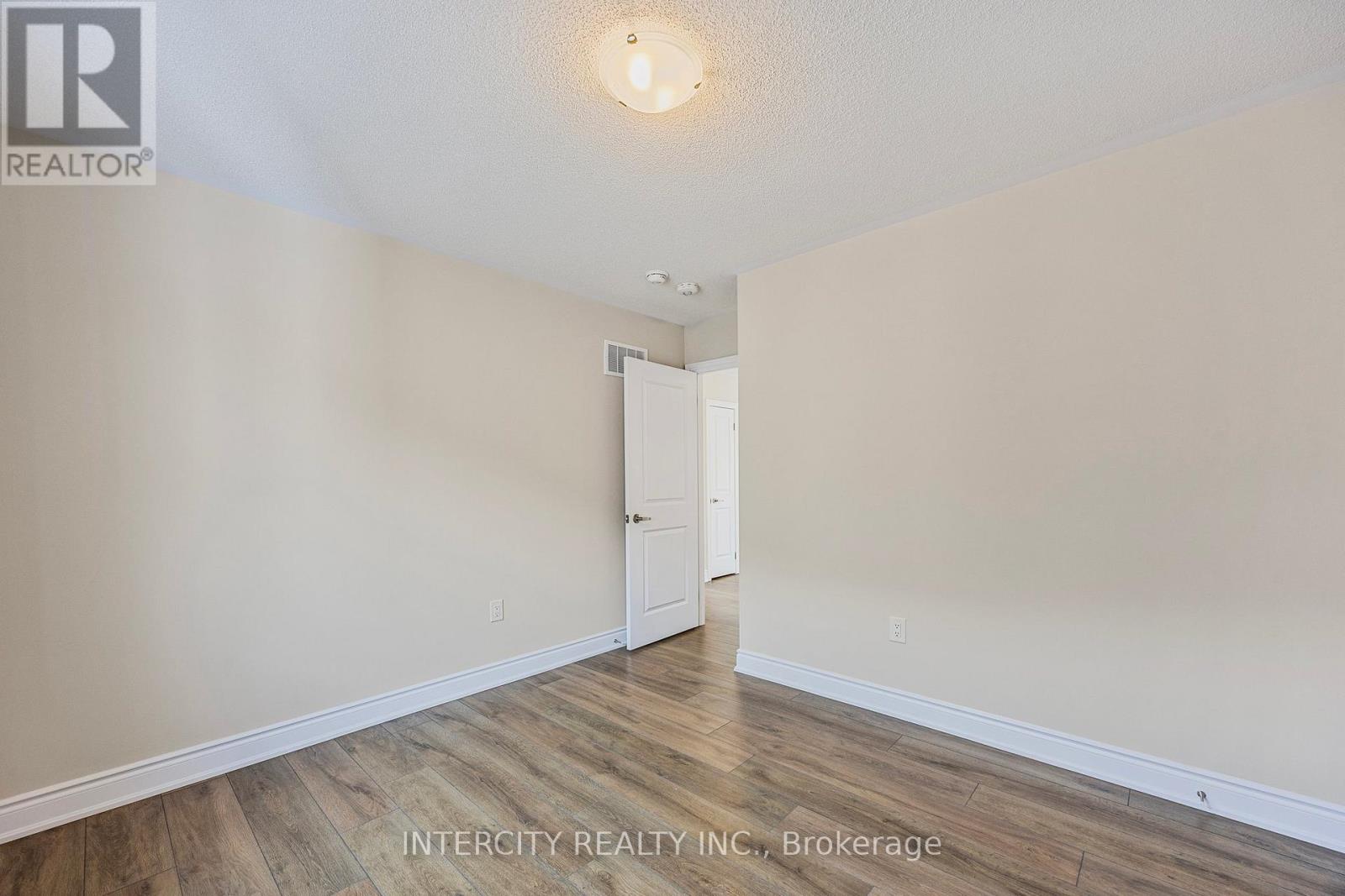 78 Season Crescent, Wasaga Beach, Ontario  L9Z 0M5 - Photo 45 - S12388901