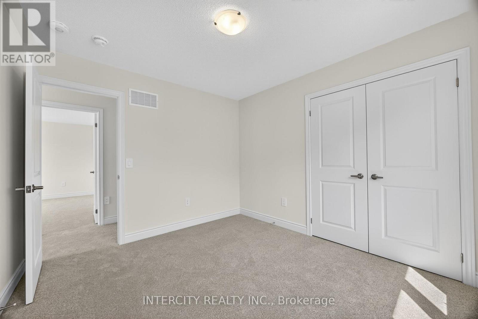 13 Avalon Drive, Wasaga Beach, Ontario  L9R 0M2 - Photo 21 - S12388904
