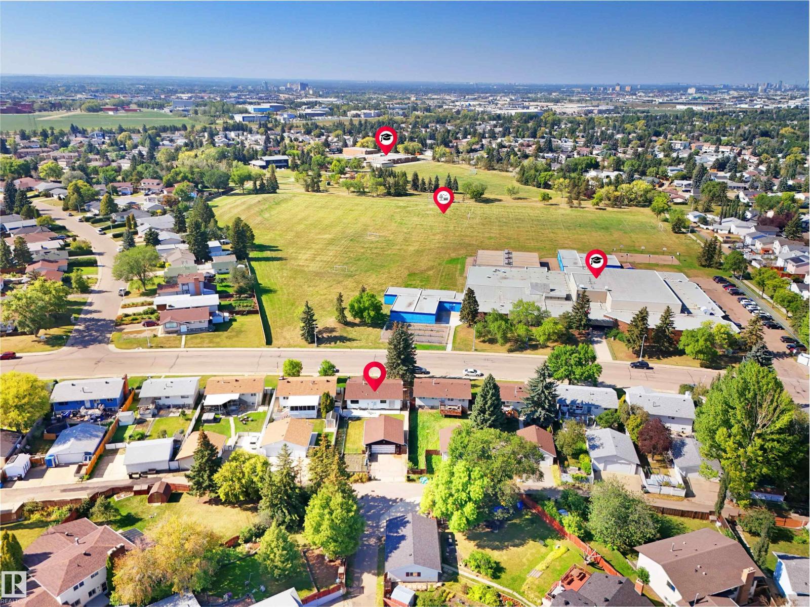 1415 80 St Nw Nw, Edmonton, Alberta  T6K 2R3 - Photo 2 - E4456513