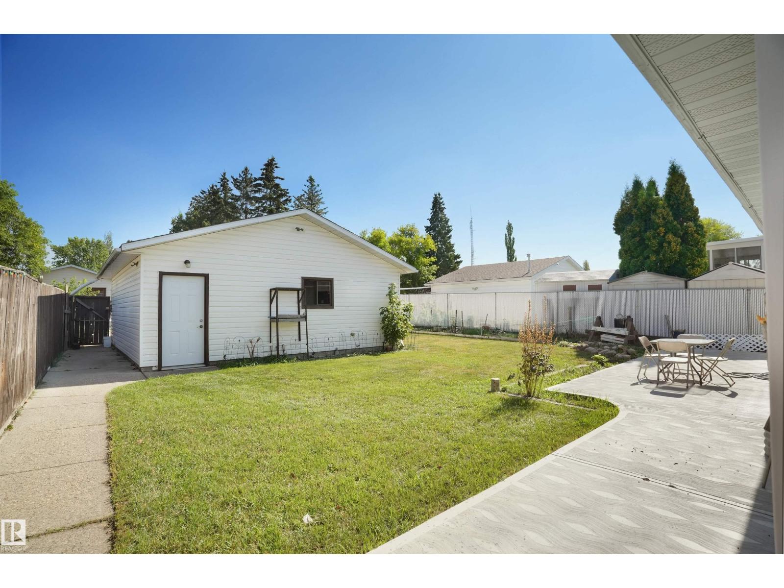 1415 80 St Nw Nw, Edmonton, Alberta  T6K 2R3 - Photo 12 - E4456513