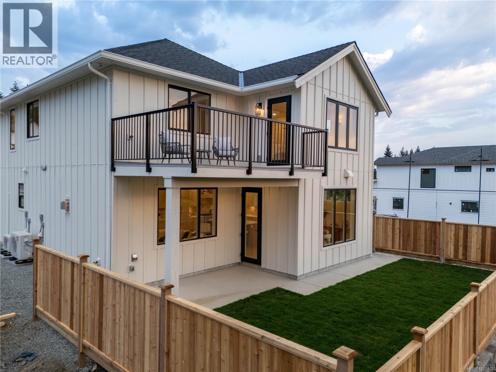 Property at 665 Madrona Pl image 2