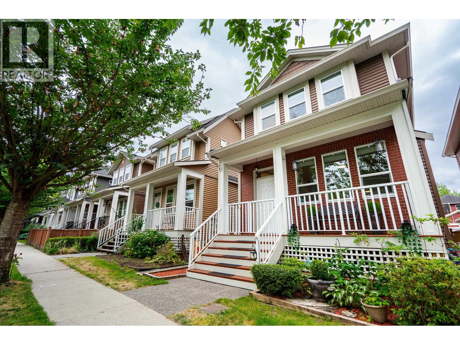 Property at 24200 102A AVENUE image 3