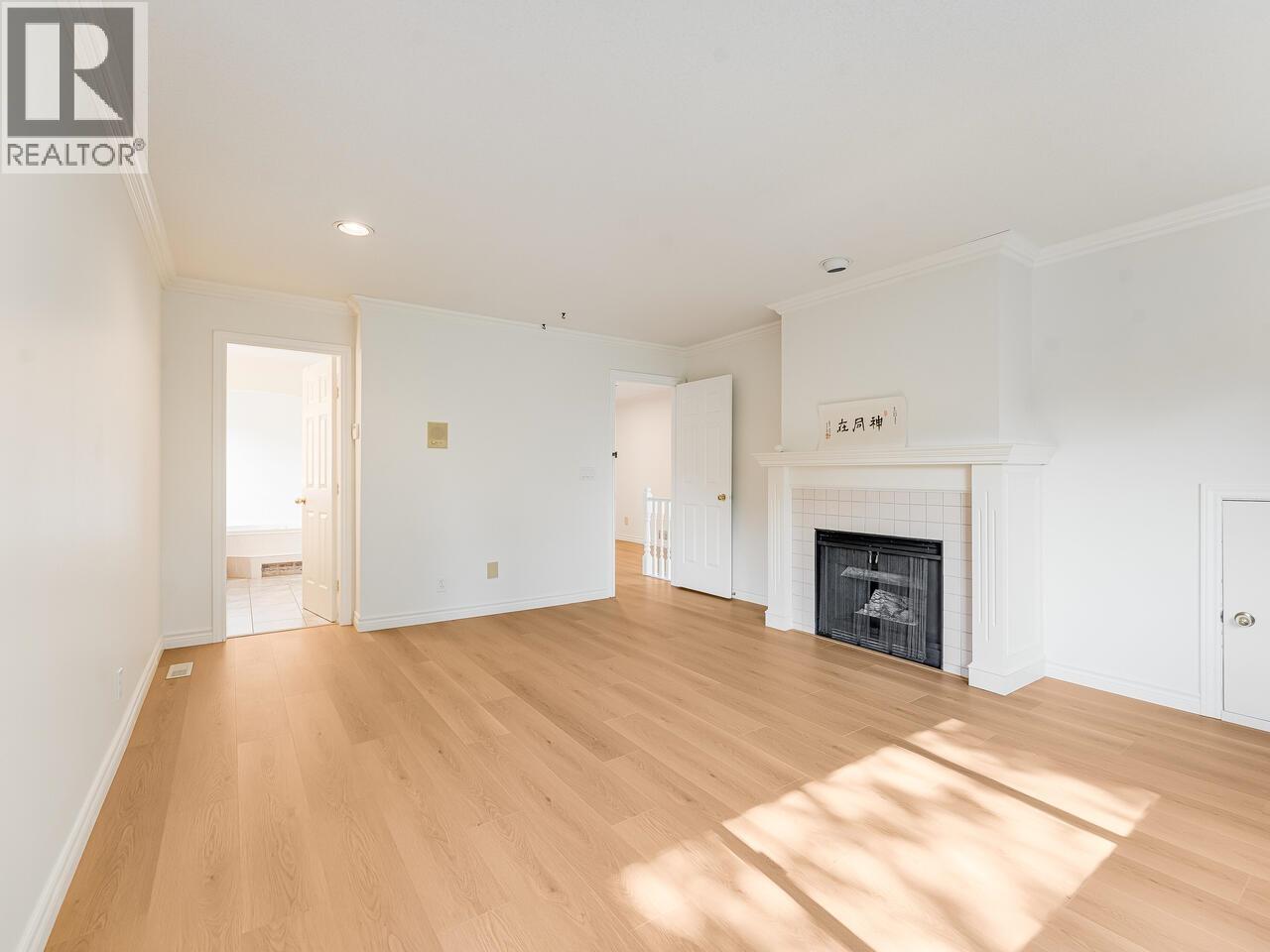 736 Clearwater Way, Coquitlam, British Columbia  V3C 6A3 - Photo 25 - R3044713
