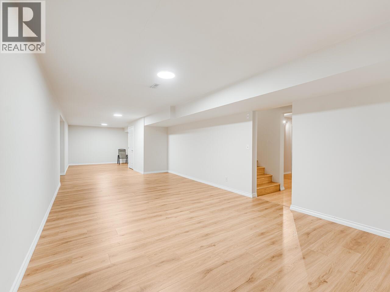 736 Clearwater Way, Coquitlam, British Columbia  V3C 6A3 - Photo 30 - R3044713
