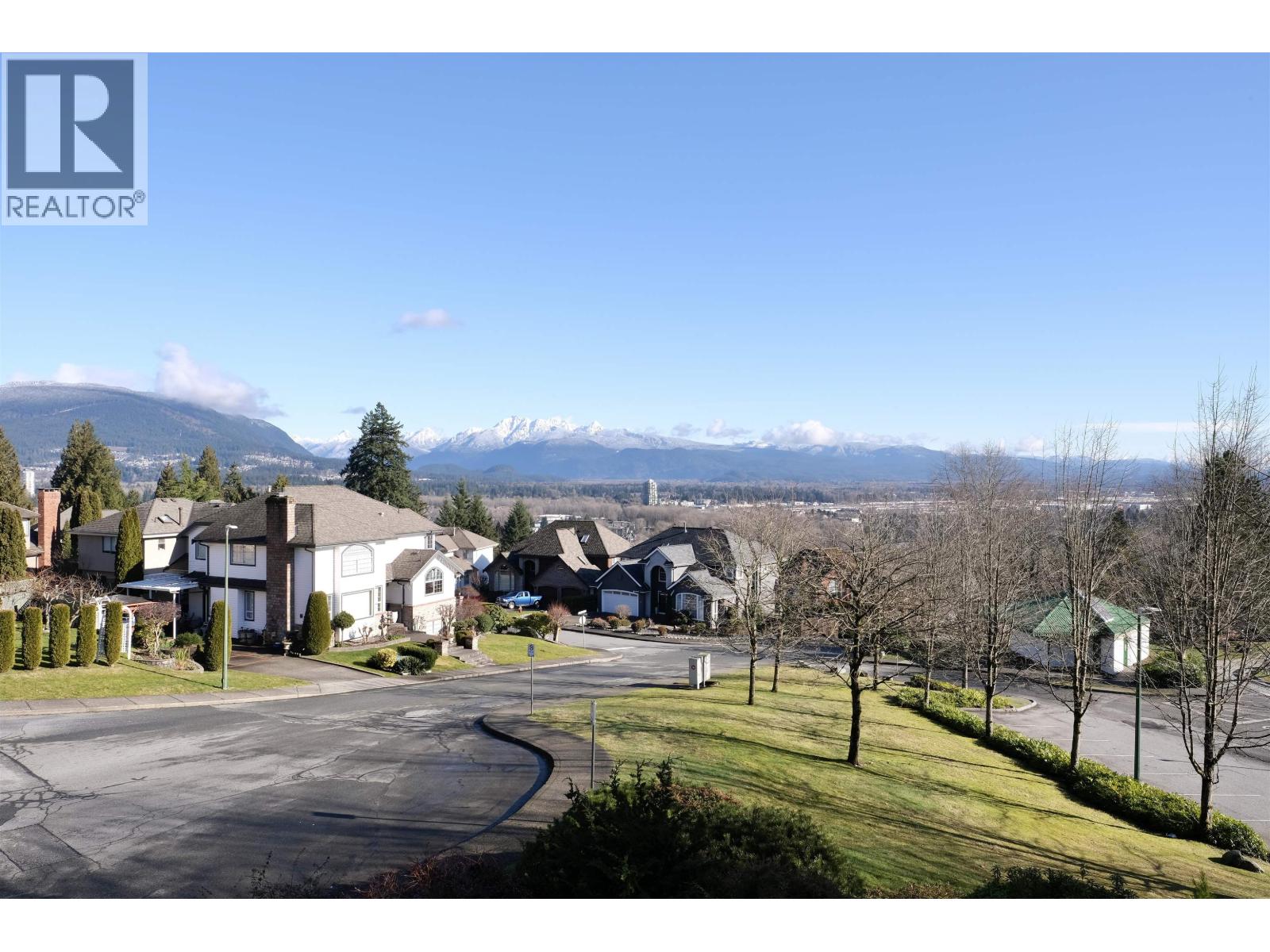 736 Clearwater Way, Coquitlam, British Columbia  V3C 6A3 - Photo 39 - R3044713