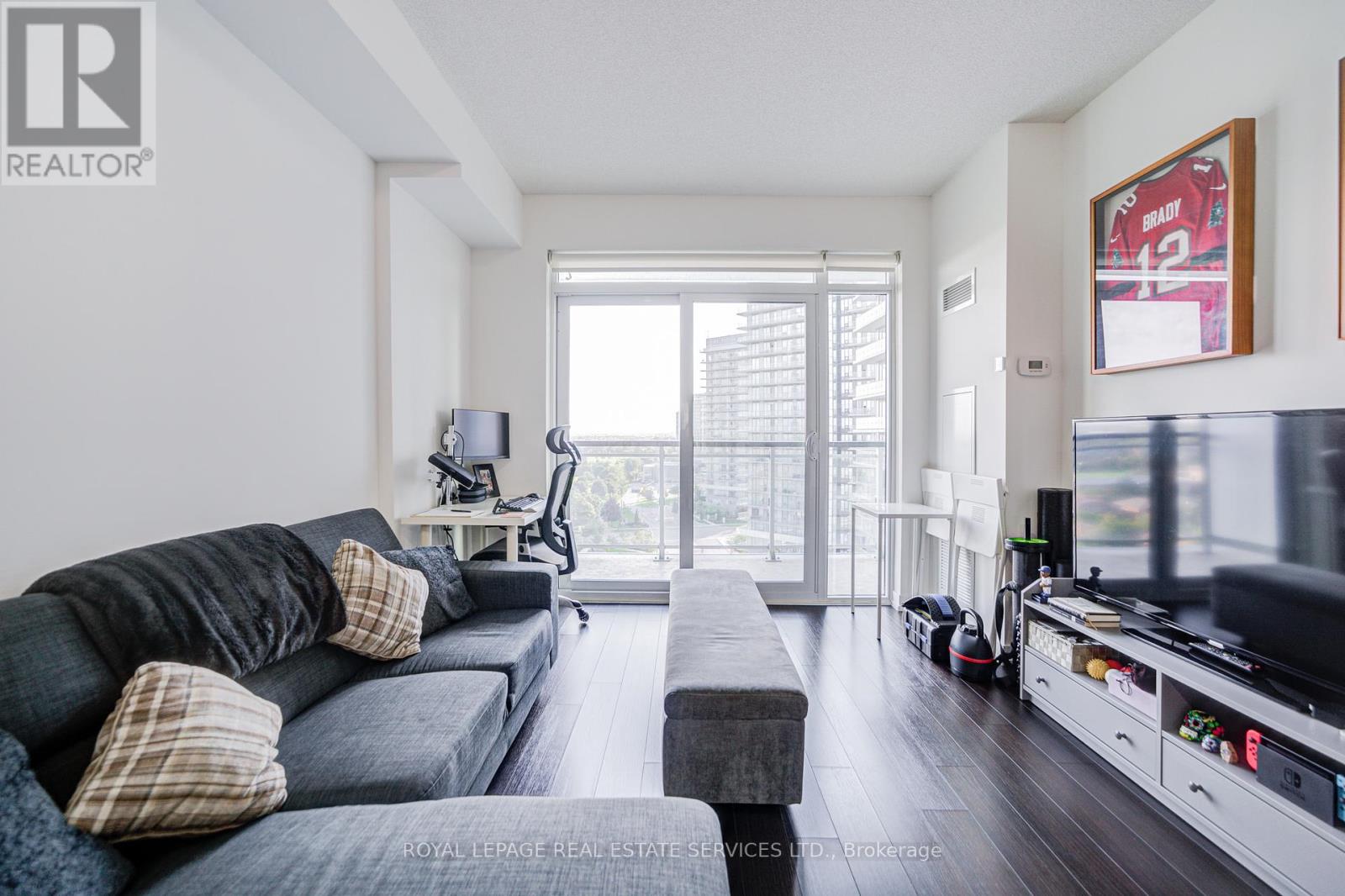 1008 - 2560 Eglinton Avenue W, Mississauga (Central Erin Mills), Ontario  L5M 0Y3 - Photo 13 - W12388750