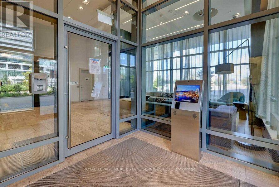 1008 - 2560 Eglinton Avenue W, Mississauga (Central Erin Mills), Ontario  L5M 0Y3 - Photo 2 - W12388750