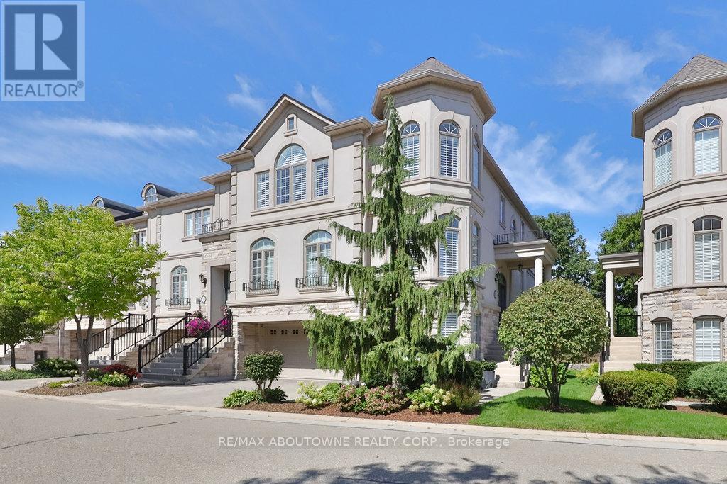 30 - 2400 Neyagawa Boulevard, Oakville, Ontario  L6H 7P5 - Photo 1 - W12388812
