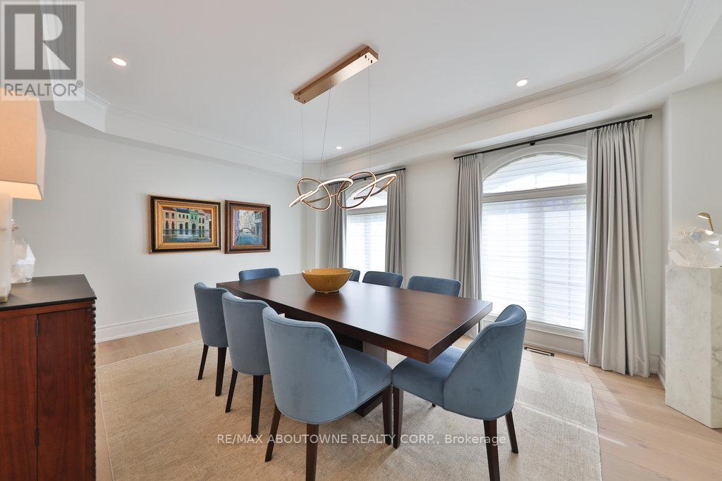 30 - 2400 Neyagawa Boulevard, Oakville, Ontario  L6H 7P5 - Photo 15 - W12388812