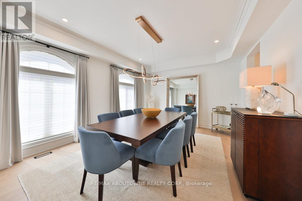 30 - 2400 Neyagawa Boulevard, Oakville, Ontario  L6H 7P5 - Photo 16 - W12388812