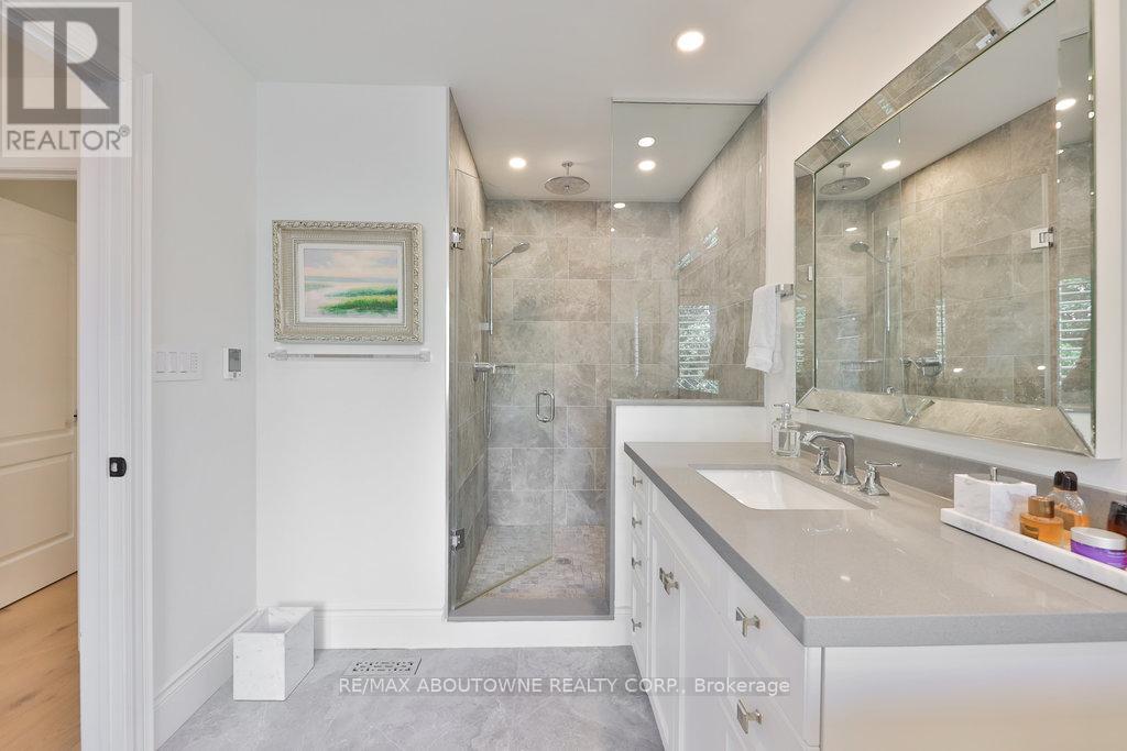 30 - 2400 Neyagawa Boulevard, Oakville, Ontario  L6H 7P5 - Photo 31 - W12388812