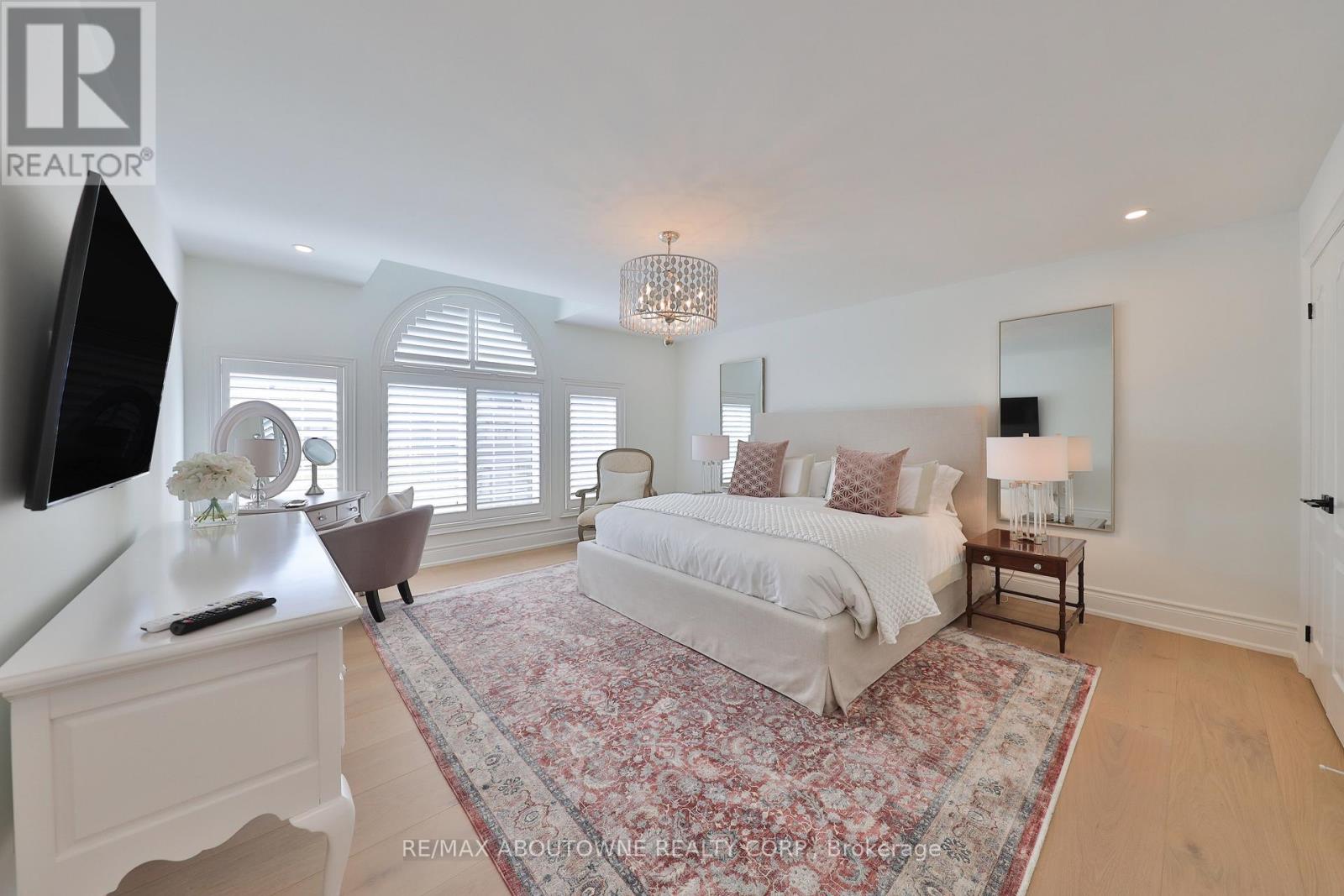 30 - 2400 Neyagawa Boulevard, Oakville, Ontario  L6H 7P5 - Photo 34 - W12388812