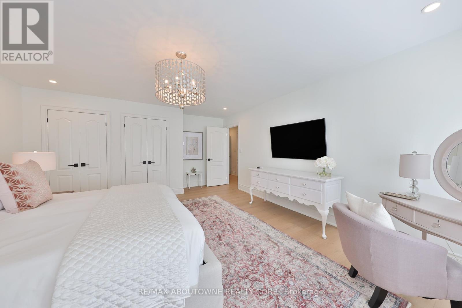30 - 2400 Neyagawa Boulevard, Oakville, Ontario  L6H 7P5 - Photo 35 - W12388812