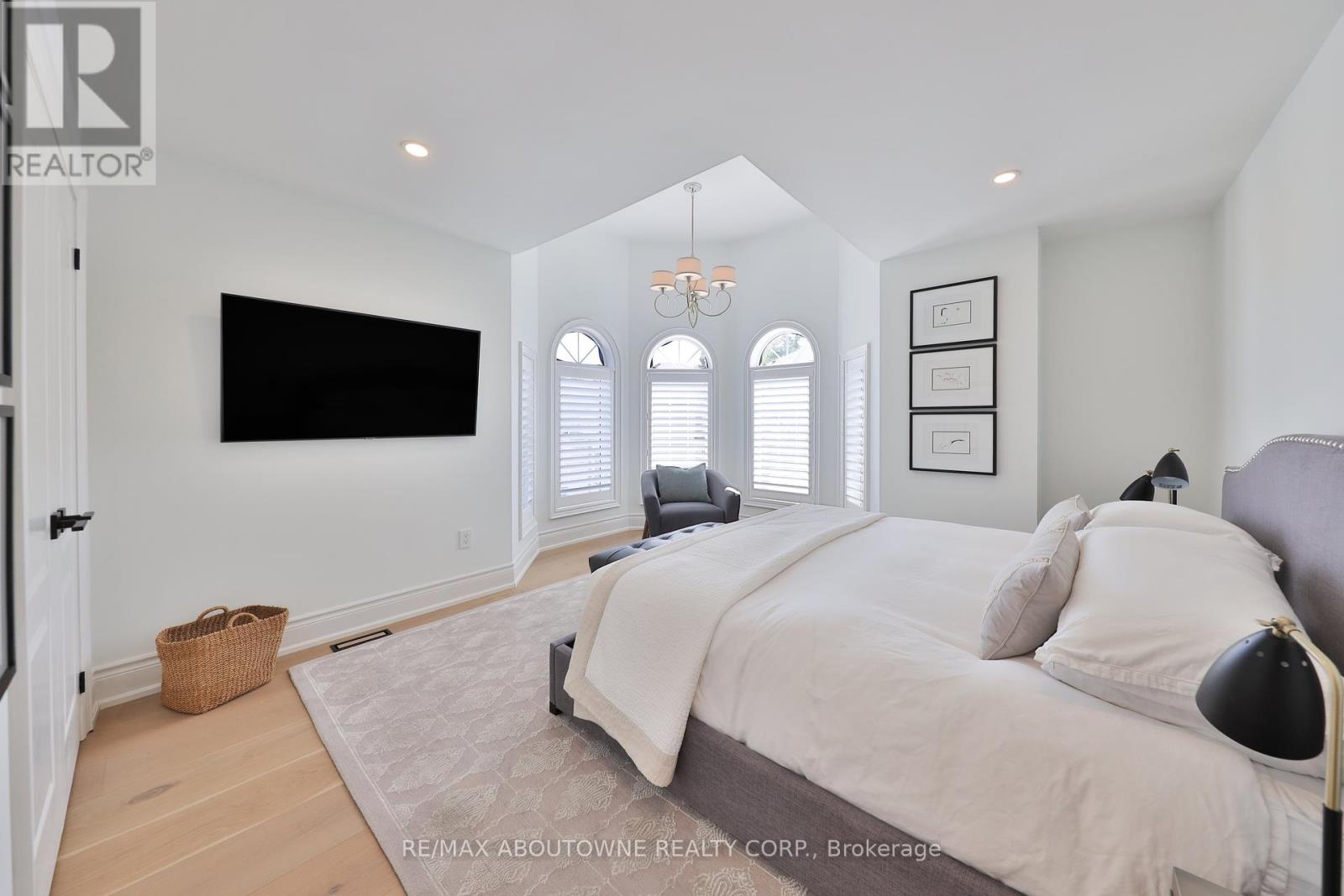 30 - 2400 Neyagawa Boulevard, Oakville, Ontario  L6H 7P5 - Photo 36 - W12388812