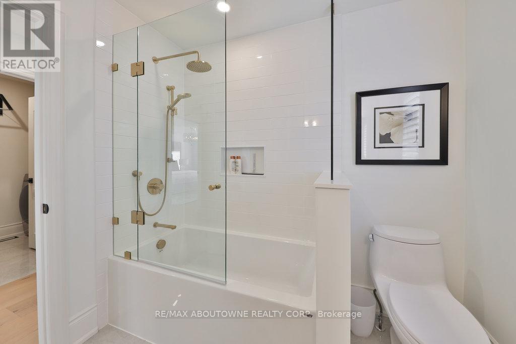 30 - 2400 Neyagawa Boulevard, Oakville, Ontario  L6H 7P5 - Photo 39 - W12388812