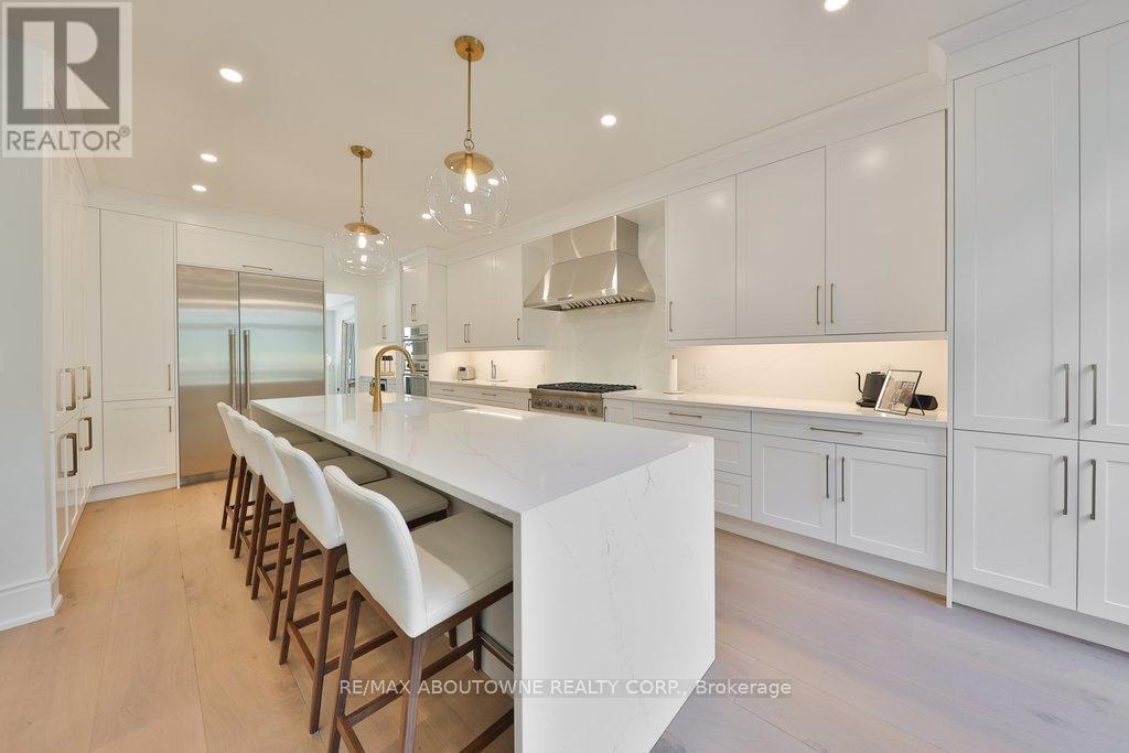 30 - 2400 Neyagawa Boulevard, Oakville, Ontario  L6H 7P5 - Photo 7 - W12388812
