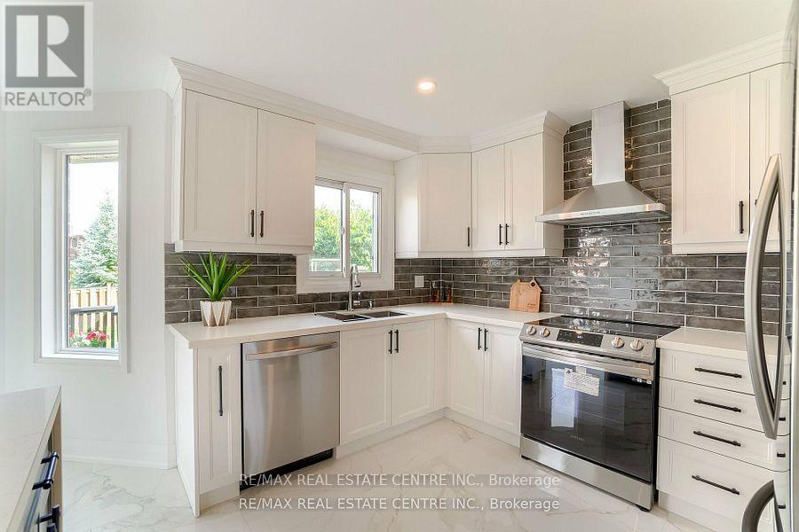 550 Meadows Boulevard, Mississauga, Ontario  L4Z 1G6 - Photo 15 - W12388870