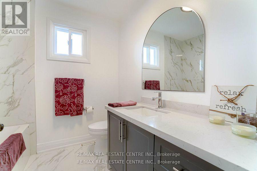 550 Meadows Boulevard, Mississauga, Ontario  L4Z 1G6 - Photo 25 - W12388870