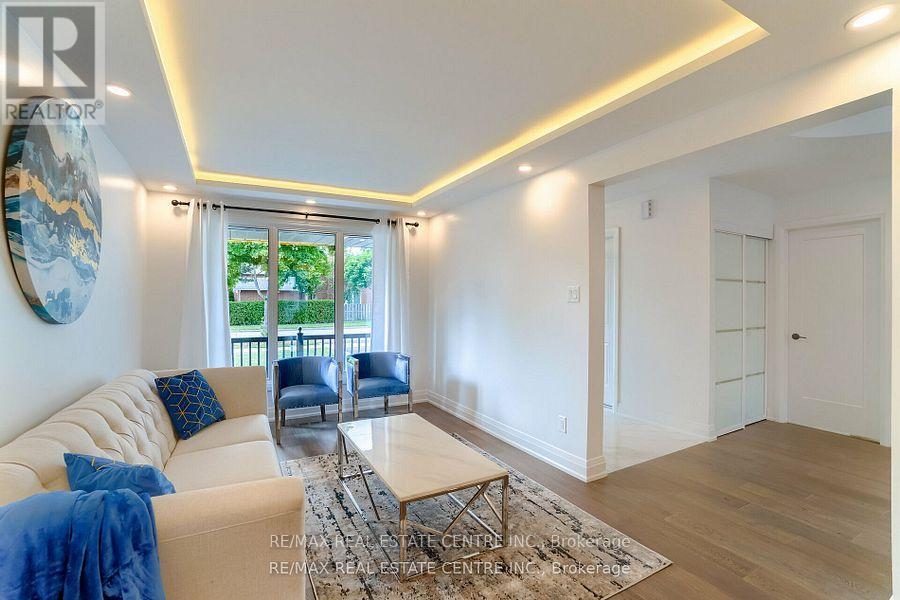 550 Meadows Boulevard, Mississauga, Ontario  L4Z 1G6 - Photo 6 - W12388870