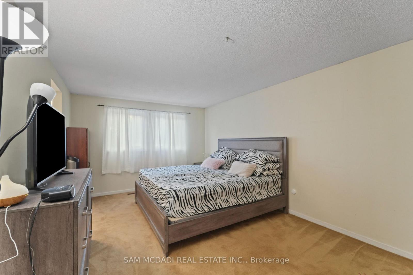 7262 Corrine Crescent, Mississauga, Ontario  L5N 5C1 - Photo 21 - W12388880