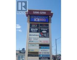 4C - 3250 DUFFERIN STREET, Toronto, Ontario