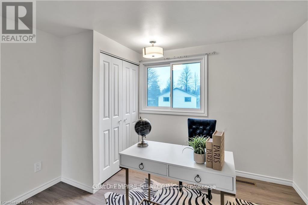 53 Archer Crescent, London South, Ontario  N6E 2A4 - Photo 27 - X12387229