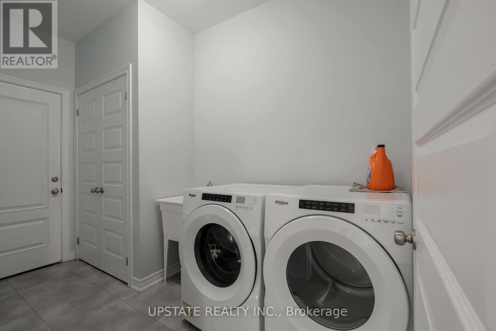 127 Susan Drive, Pelham (Fonthill), Ontario  L0S 1E6 - Photo 14 - X12388758