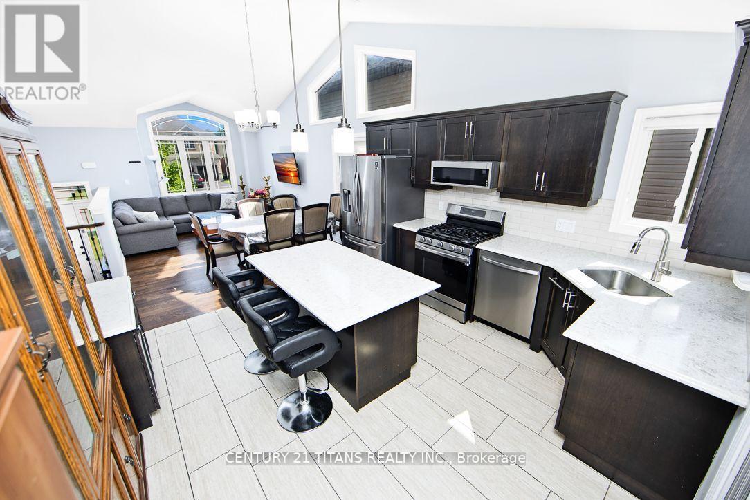 6342 Sam Iorfida Drive, Niagara Falls, Ontario  L2G 0H4 - Photo 8 - X12388832